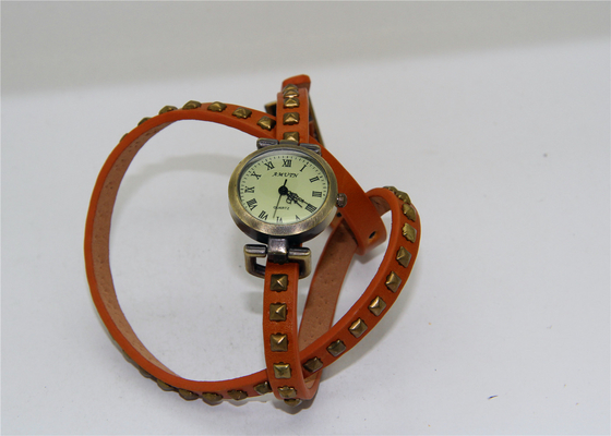 Long Leather strap Rivets Ladies Bracelet Watches With Antique Copper color